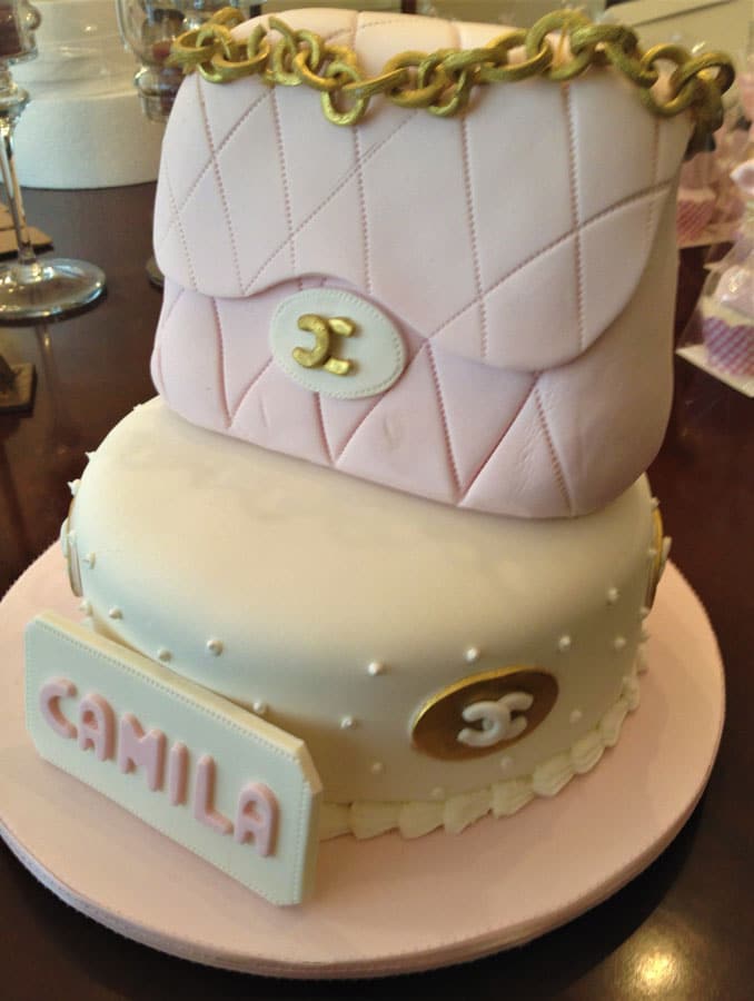 Chanel Bag Cake in Fondant: Luxury You Can Eat
