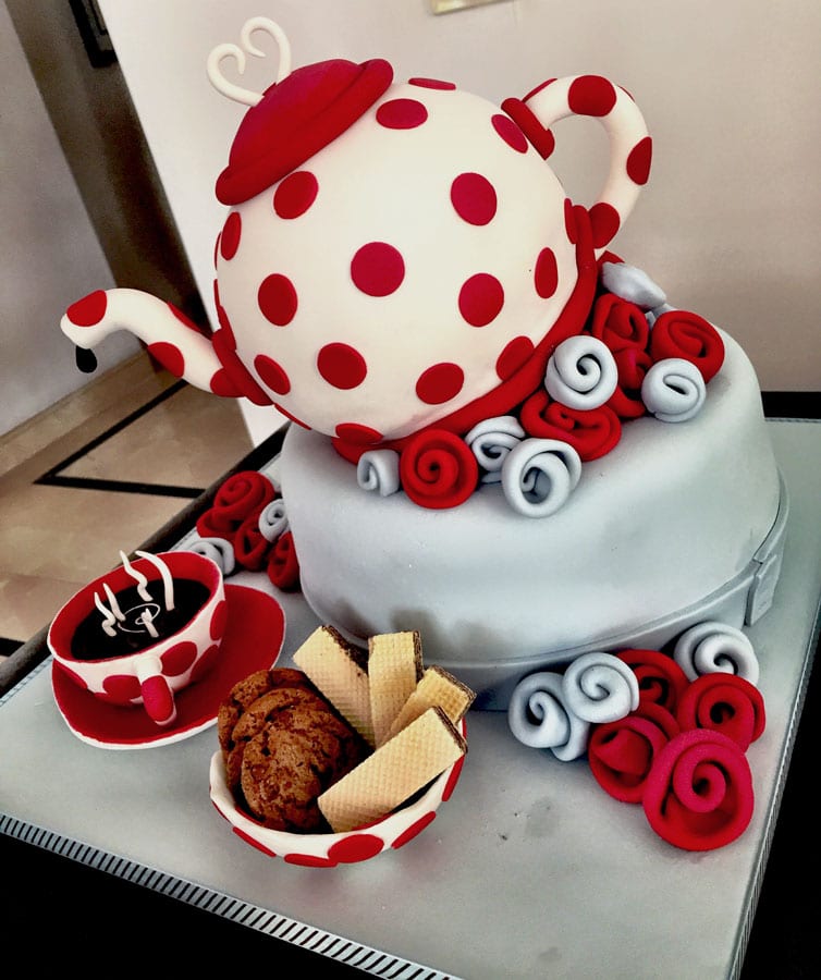 Coffee Pot Cake: Perfect for Coffee Lovers