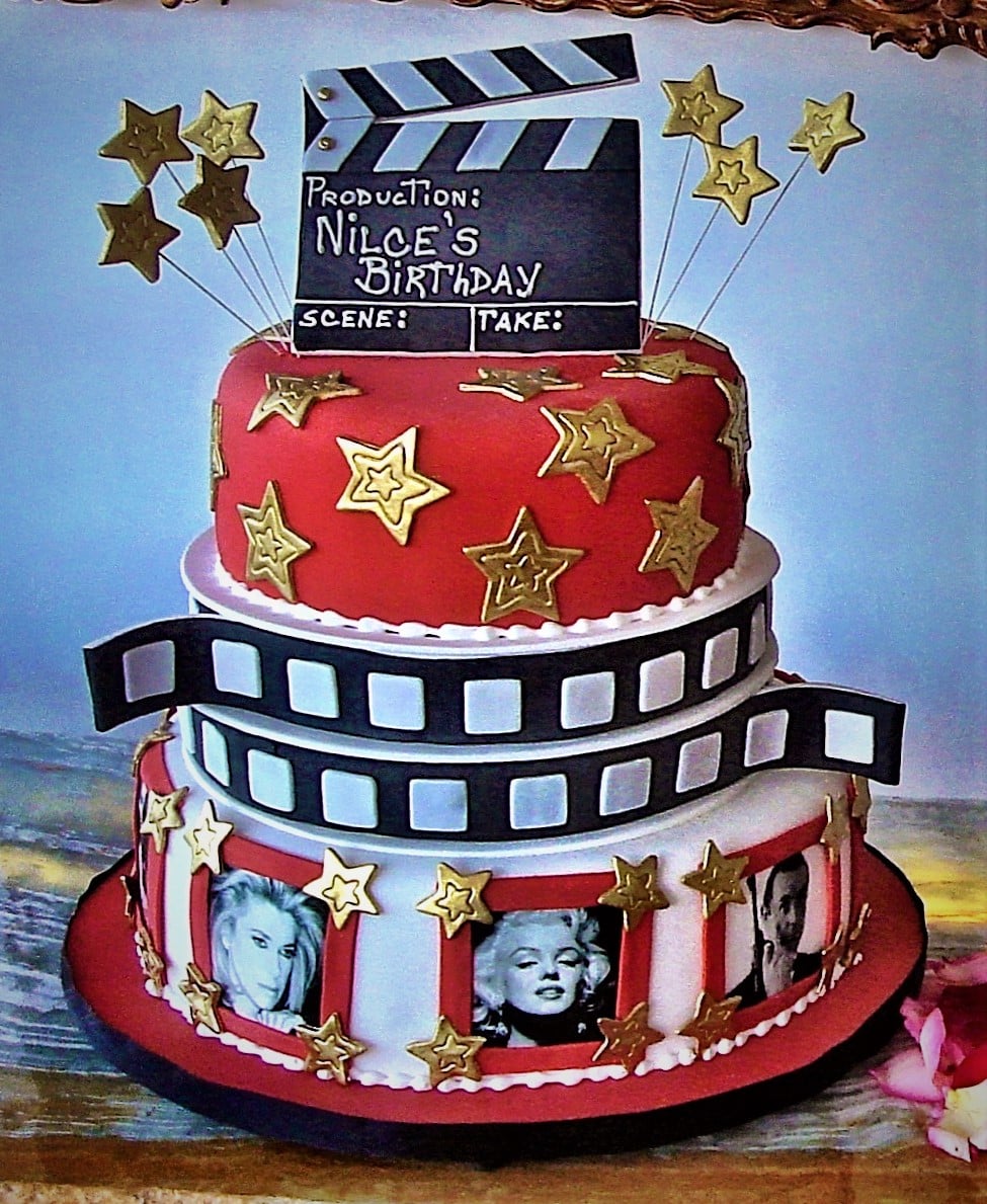 Cinema Cake: A Beautiful Movie-Themed Design