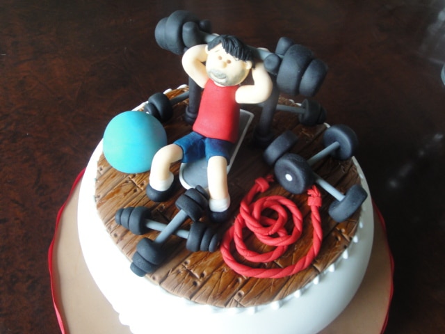 CrossFit Cake: Every Athlete Deserves This