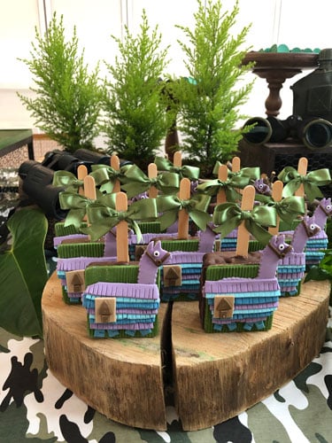 Decorated Honey Cakes with Llamas to accompany the Fortnite Cake