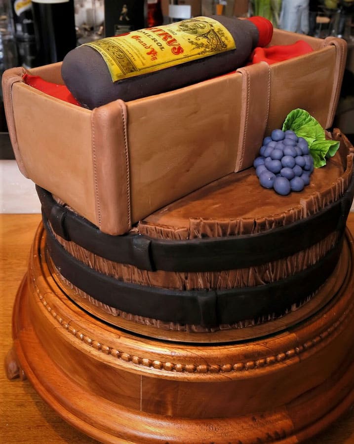 Wine Bottle Cake: The Perfect Toast in Fondant