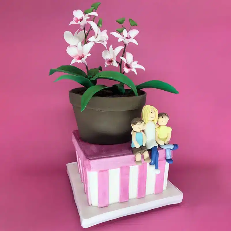 Orchid Vase Cake: Delicacy that Blooms in Fondant