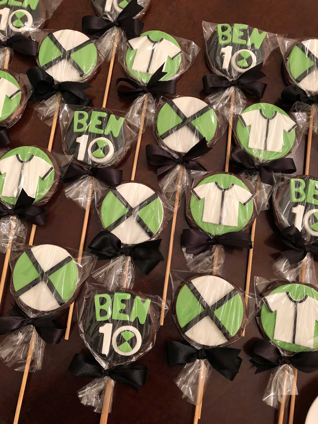 Decorated Cookies for Birthday Parties - 19