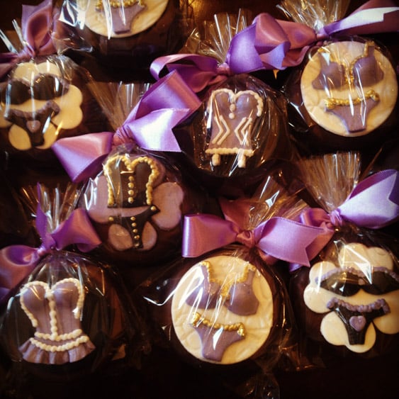 Decorated Honey Bread - 12